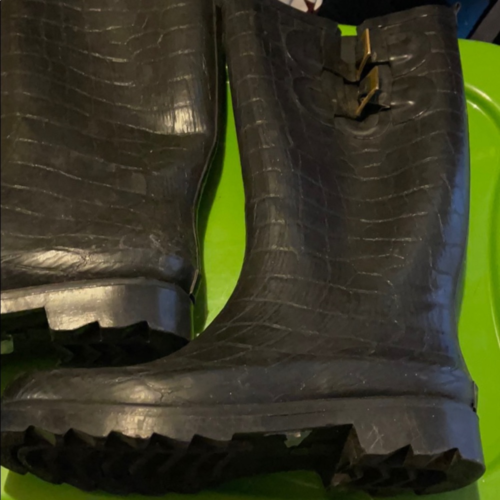 Totes black tall rain boots size 8